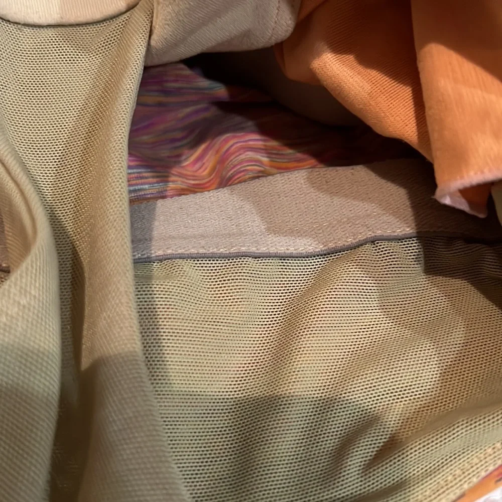 Lululemon athletica scoo neck tank, size 4 - Picture 12 of 13